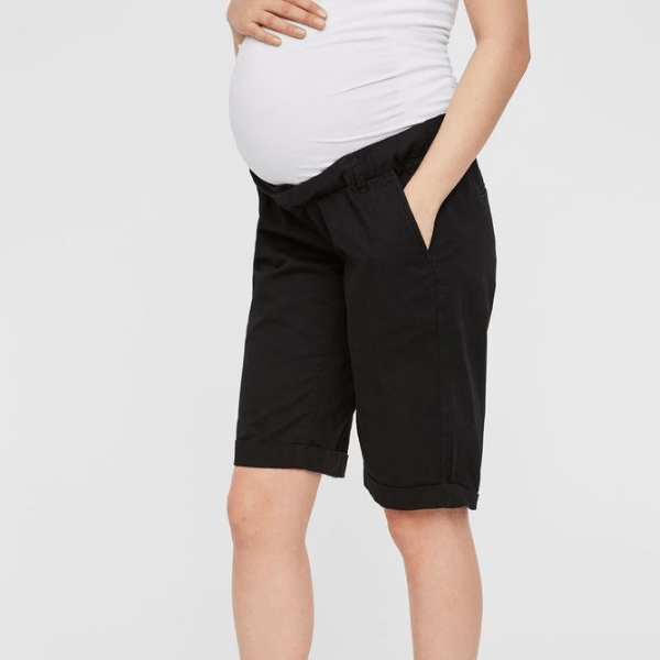 Mamalicious vente Bermudashorts – Schwarz – Umstandsmode – MamaMilla