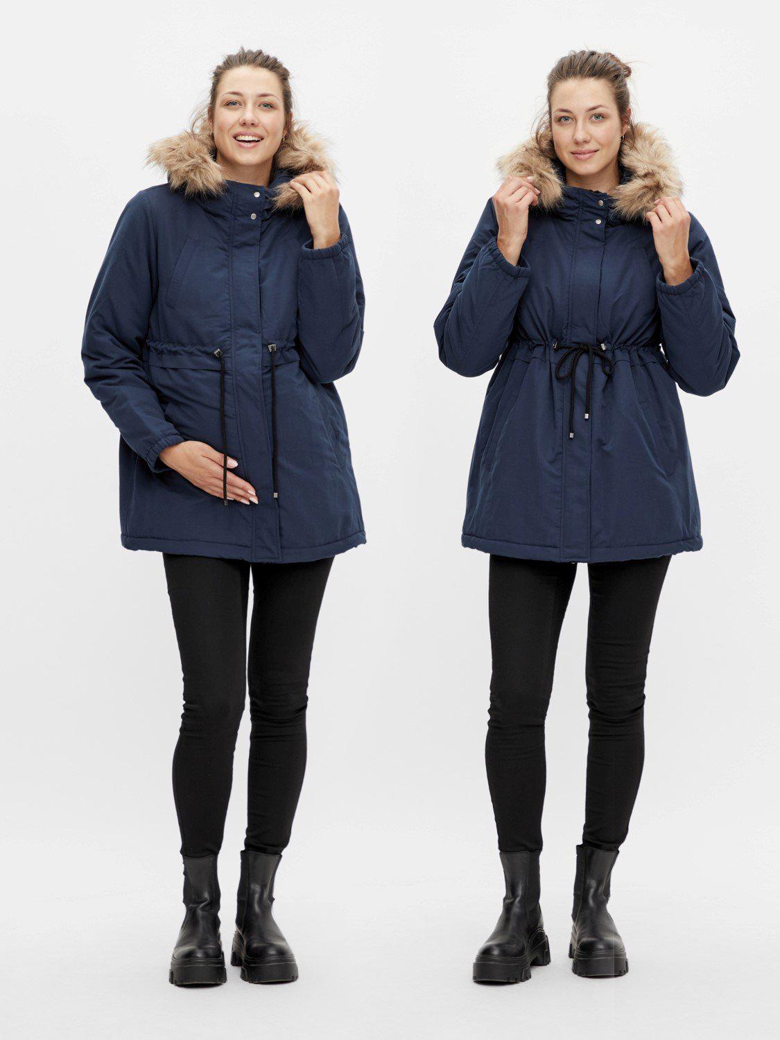 Mamalicious Umstands-Parkajacke – Jessa – Marineblauer Blazer – Umstandsjacke – MamaMilla