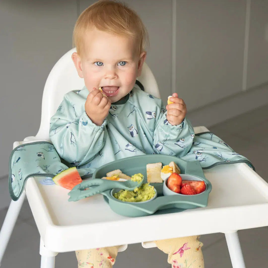 Tidy Tot Lätzchen, Teller und Löffel – SET – Eule – Lätzchen mit Ärmeln – MamaMilla