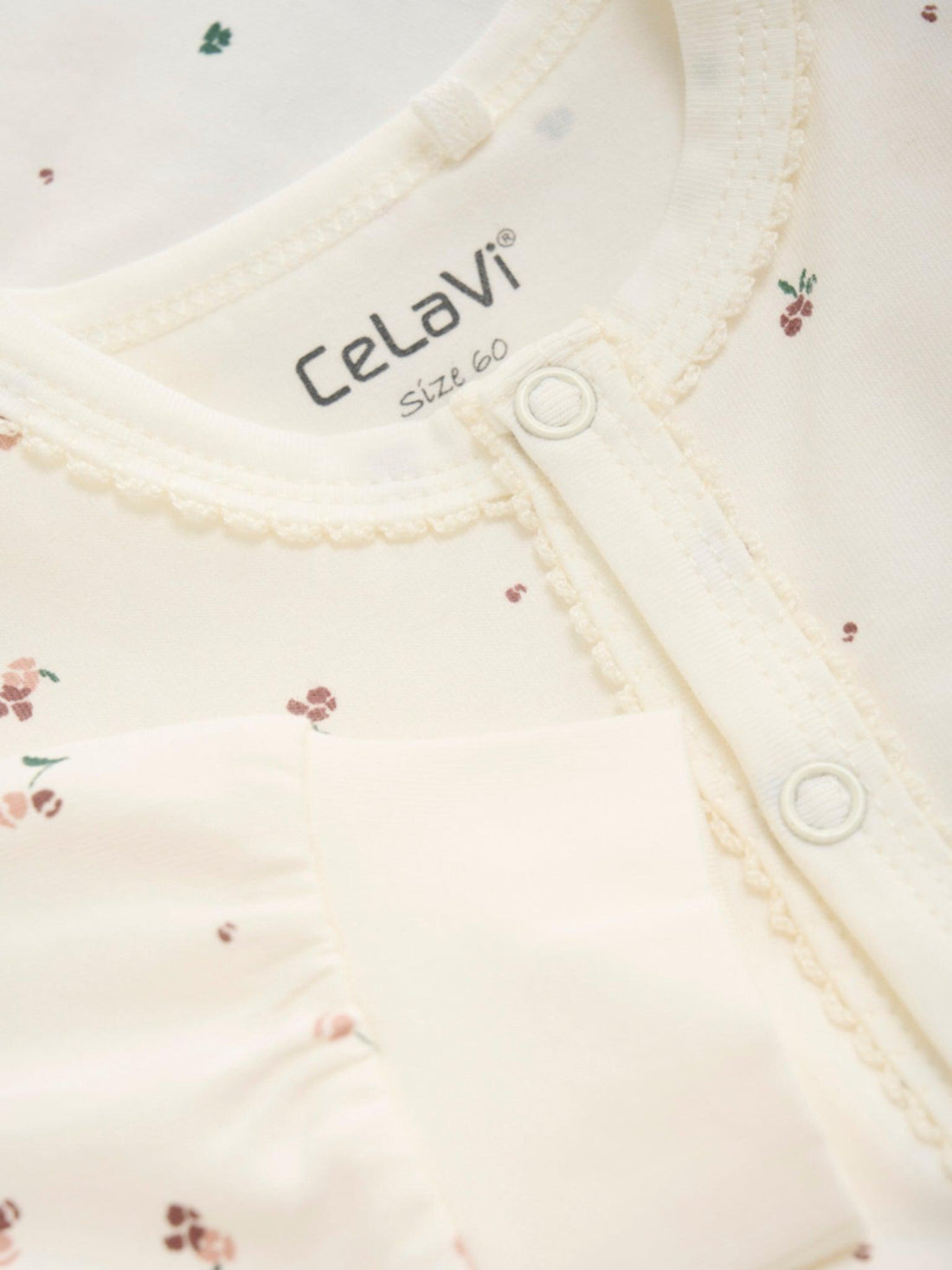 Celavi Onesie-Spitzenbesatz – Blumen – Rosenbraun – Onesie – MamaMilla