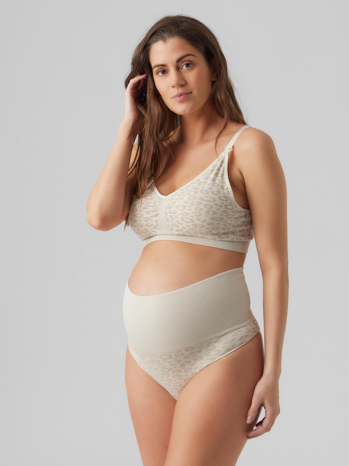 Mamalicious nahtlose Schwangerschafts-String-Slips im 2er-Pack – Snow White Leo – Unterwäsche – MamaMilla