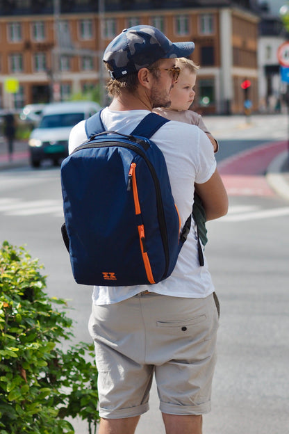 MiniMeis Rucksack für G4 – Blau – Wickeltasche – MamaMilla