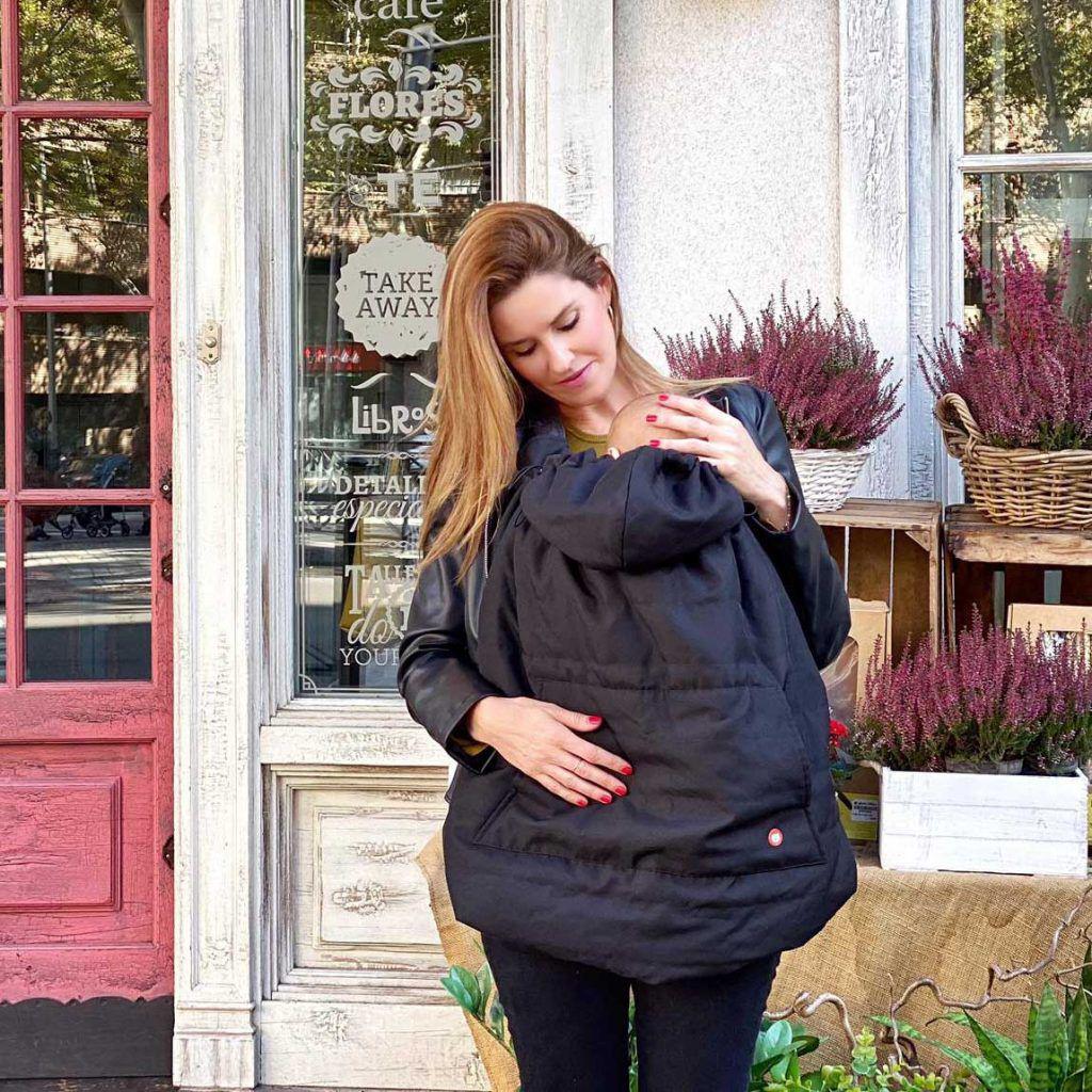 Wombat &amp; Co. Übergangstragebezug für Babytrage und Wickeltuch – Schwarz – Tragebezug – MamaMilla