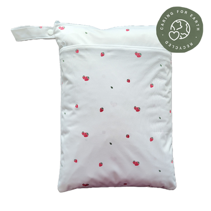 Der schwedische Wald | Wetbag mittel: Hjortron - - MamaMilla