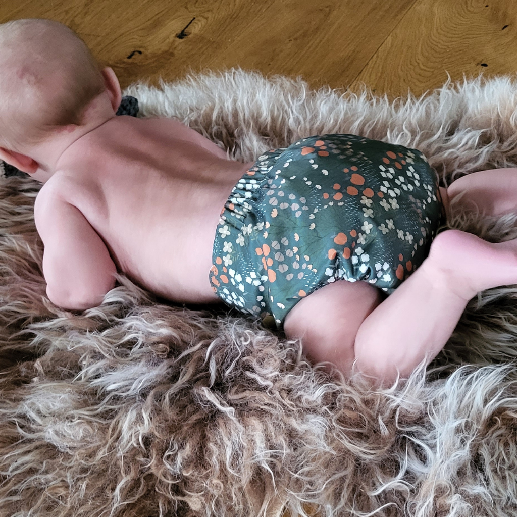 Der schwedische Wald | Taschenwindel | Schleim 3-15kg: Hopfenblüten blau / Keine Einlagen - - MamaMilla