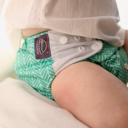 Kleine Lovebum-Windel mit dehnbaren Flügeln – Windel – MamaMilla
