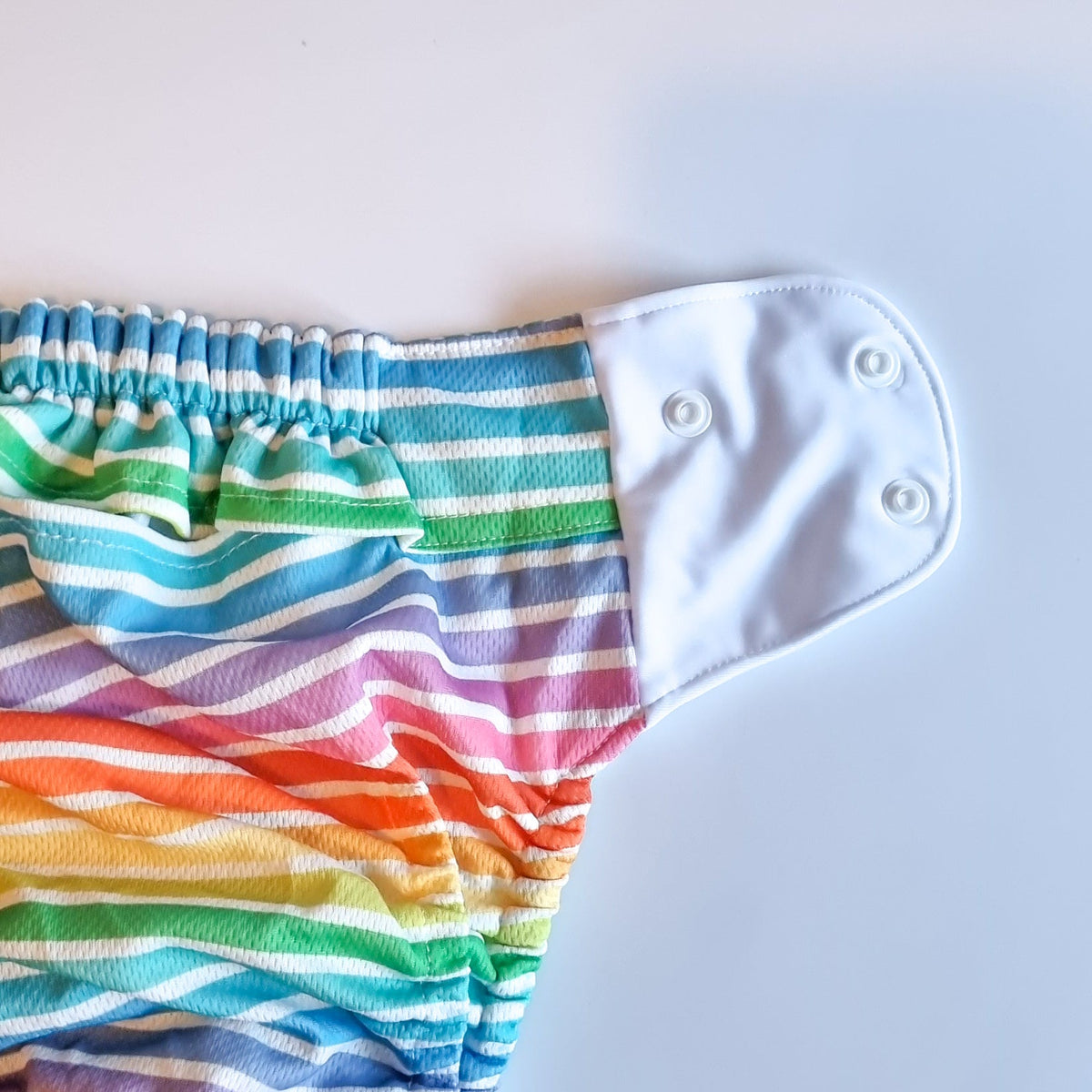 Kleine Lovebum-Windel mit dehnbaren Flügeln – Windel – MamaMilla