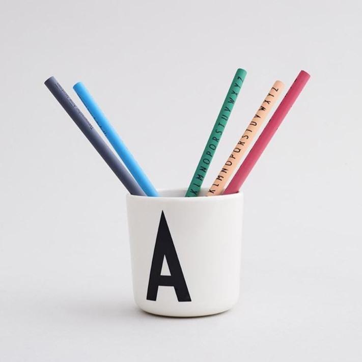 Design Letters Ecozen - Tasse mit Buchstaben - Speiseservice - MamaMilla