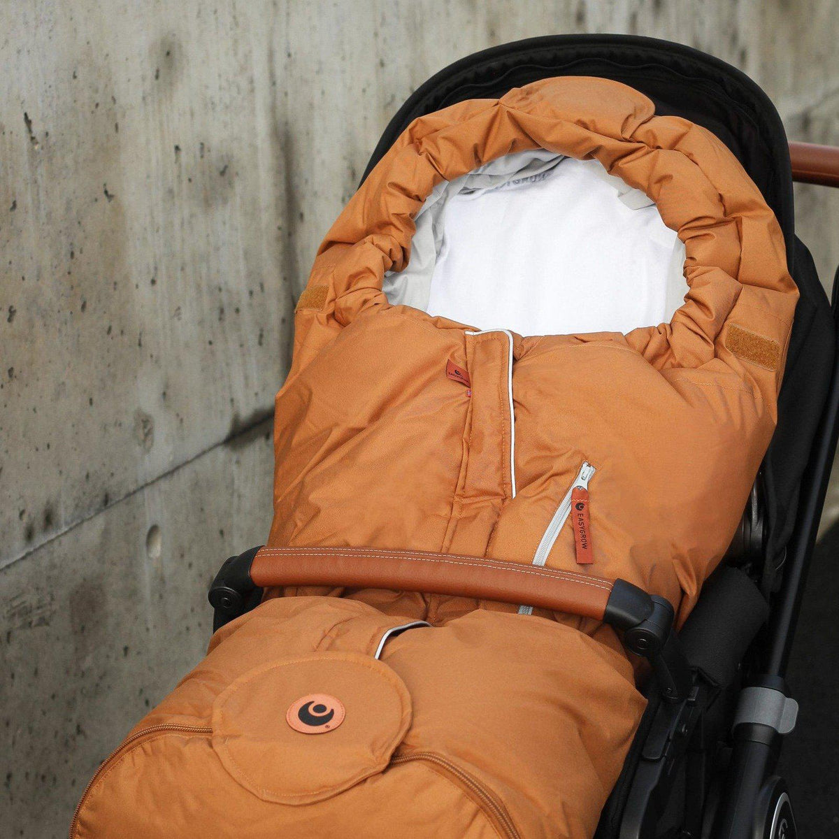 EasyGrow Reisetasche/Schlafsack – Hood Norse – Chai Tee – Reisetasche – MamaMilla