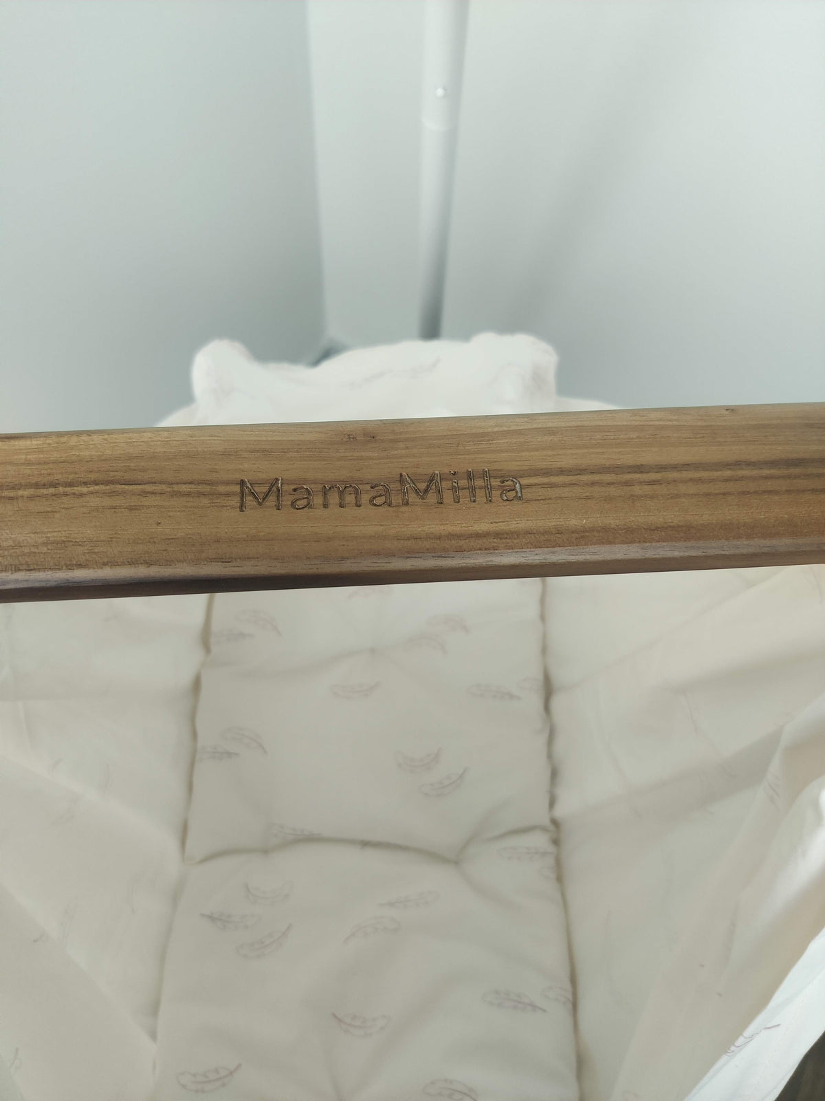 MamaMilla Sling-Wiege – Rosenfedern – Sling-Wiege – MamaMilla