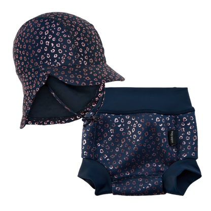 Mikk-line Badesonnenhut mit Schatten und Nackenschutz – Blue Nights – Sonnenhut – MamaMilla