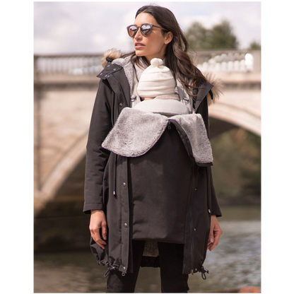 Seraphine Warte- und Tragejacke 3-in-1 – Valetta – Schwarz – Tragejacke – MamaMilla