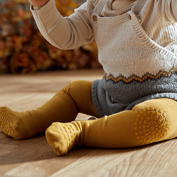 GoBabyGo-Strumpfhose mit rutschfestem Gummi (Strumpfhose) – Grau meliert – Strumpfhosen – MamaMilla